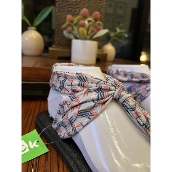 1 Sanuk Sz 6 Yoga Sling Ella Gray Paradise Palms Womens Yoga Mat Sole Sandal New - Picture 6 of 9